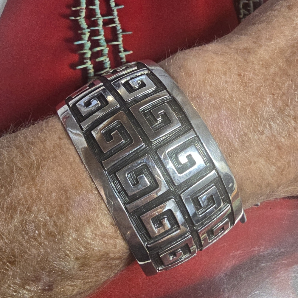 *PRICE DROP!* Vintage Taxco Sterling Silver Geometric Cuff Bracelet 2.45oz - Picture 3 of 6